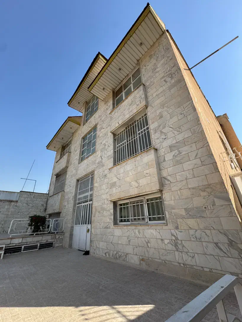 ۱۶۵۰ متر زمین با ۱۰۰۰متر دربست در ۳ طبقه|فروش زمین و ملک کلنگی|تهران, جنتآباد شمالی|دیوار