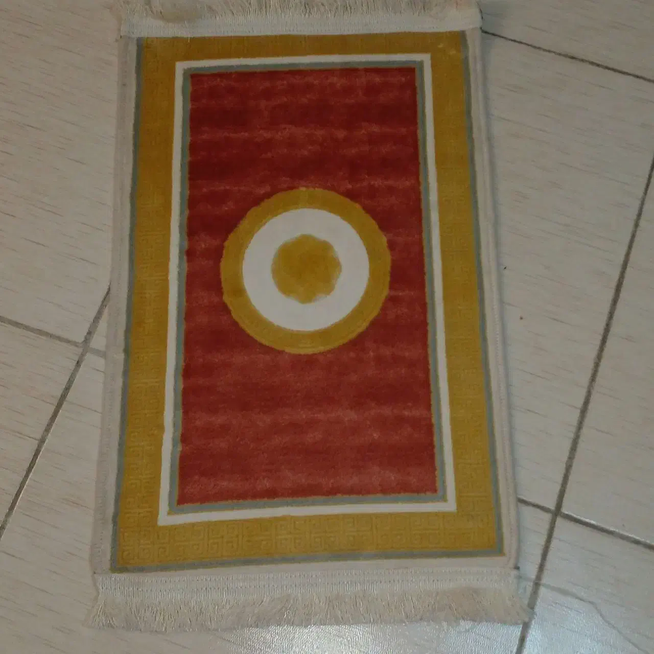 پادری از جنس فرش|پادری|خرم‌آباد, |دیوار