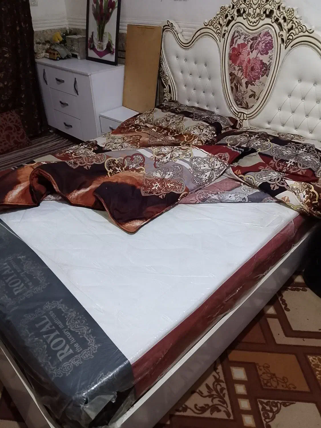 تخت خواب دونفره همراه تشک نونو مدل ترک|تخت و سرویس خواب|اهواز, پادادشهر|دیوار