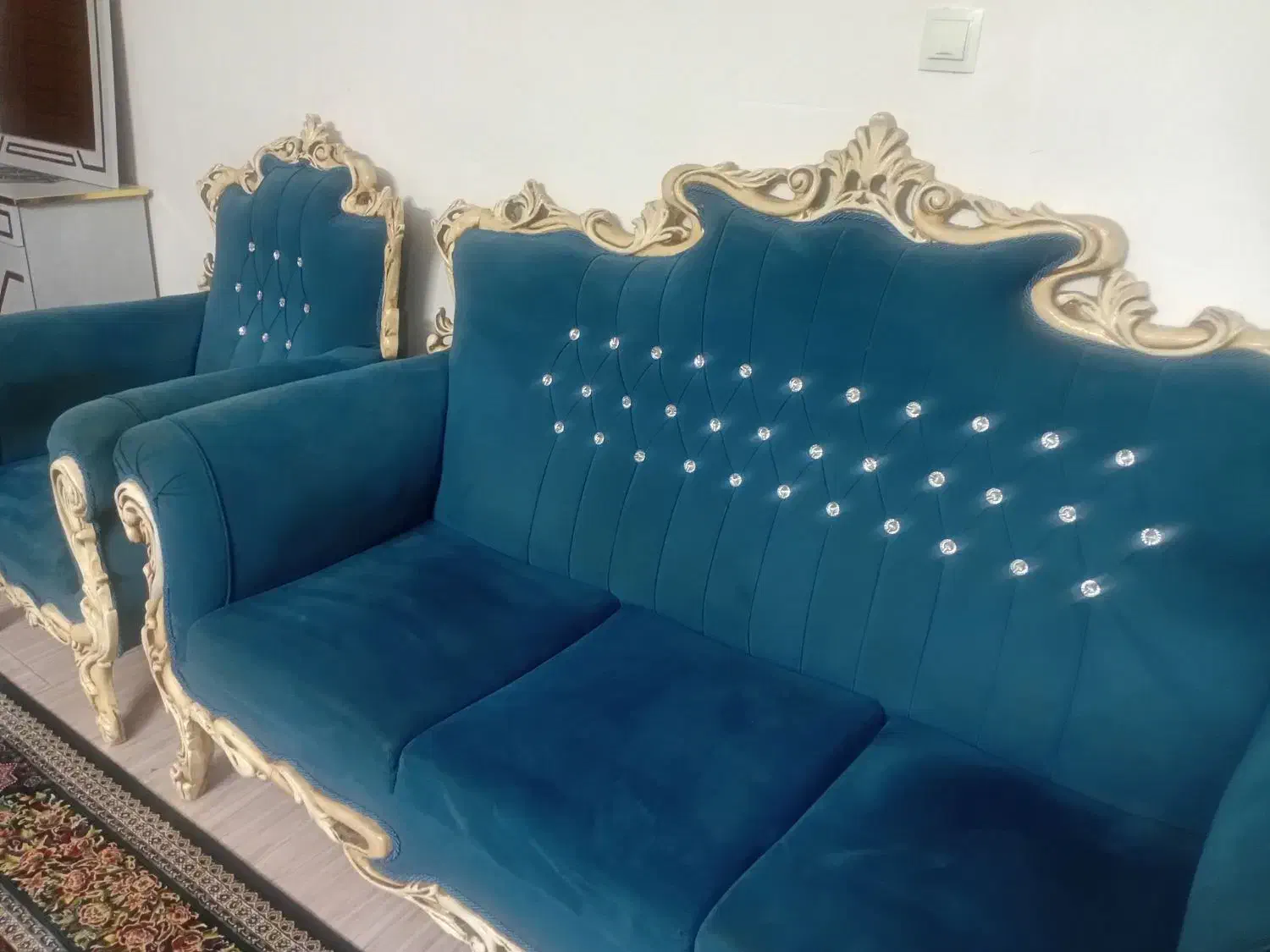 مبل هفت نفره سالم وتمیز|مبلمان خانگی و میز عسلی|مهاجران, |دیوار