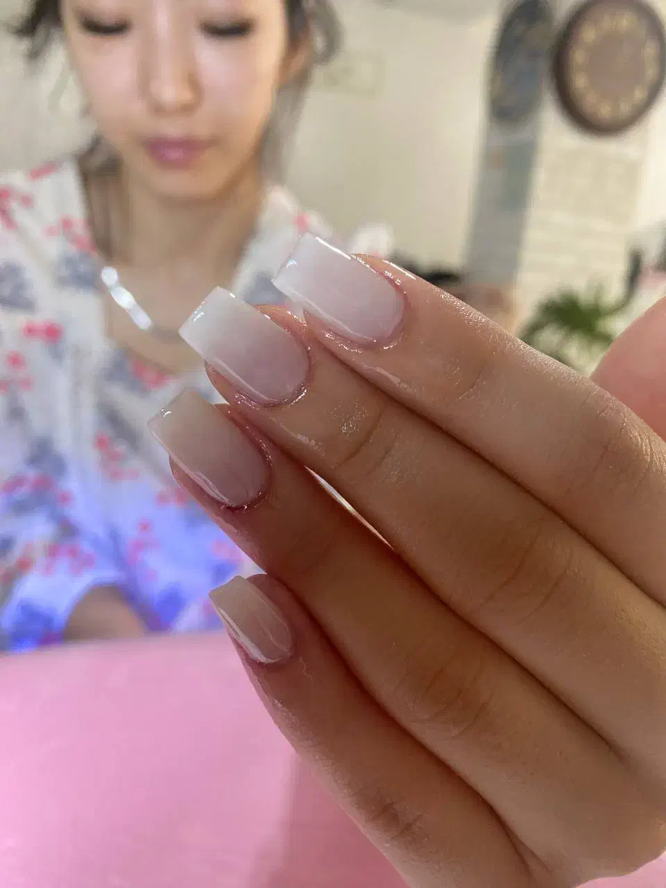 کاشت ناخن و مژه تخصصی اقتصادی|خدمات آرایشگری و زیبایی|هشتگرد, هشتگرد قدیم|دیوار