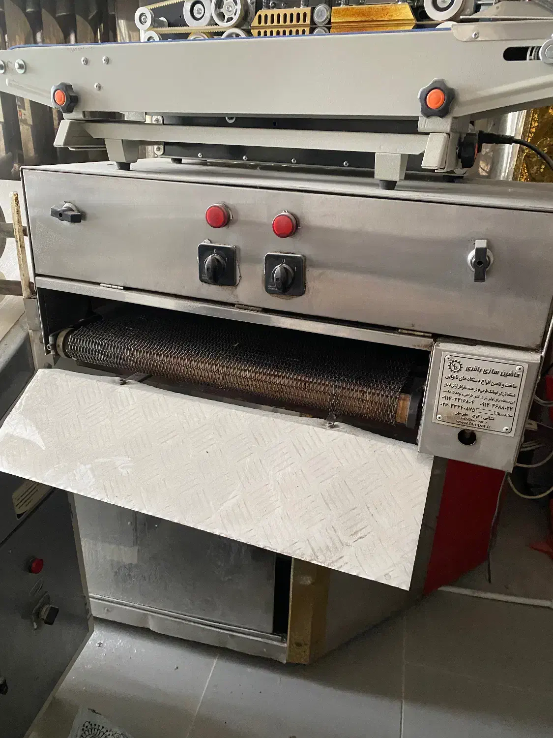 فروش ست کامل نانوایی لواش با دوار ۲/۲۰|فروشگاه و مغازه|ارومیه, |دیوار