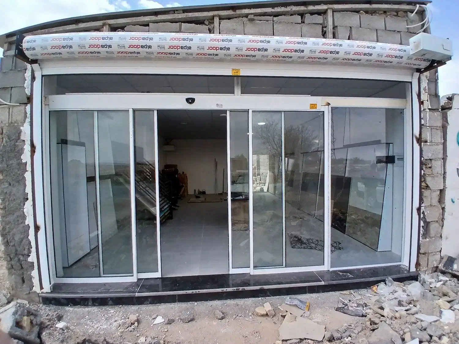 نصب وتعمیر کرکره برقی ودوربین مداربسته|خدمات پیشه و مهارت|شاهرود, |دیوار