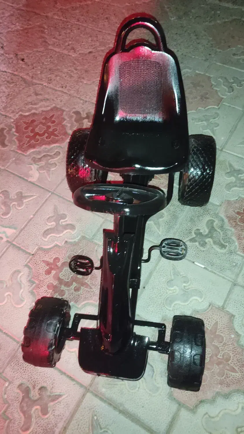 اسباب بازی بچه|اسباب‌بازی بچه|سلماس, |دیوار