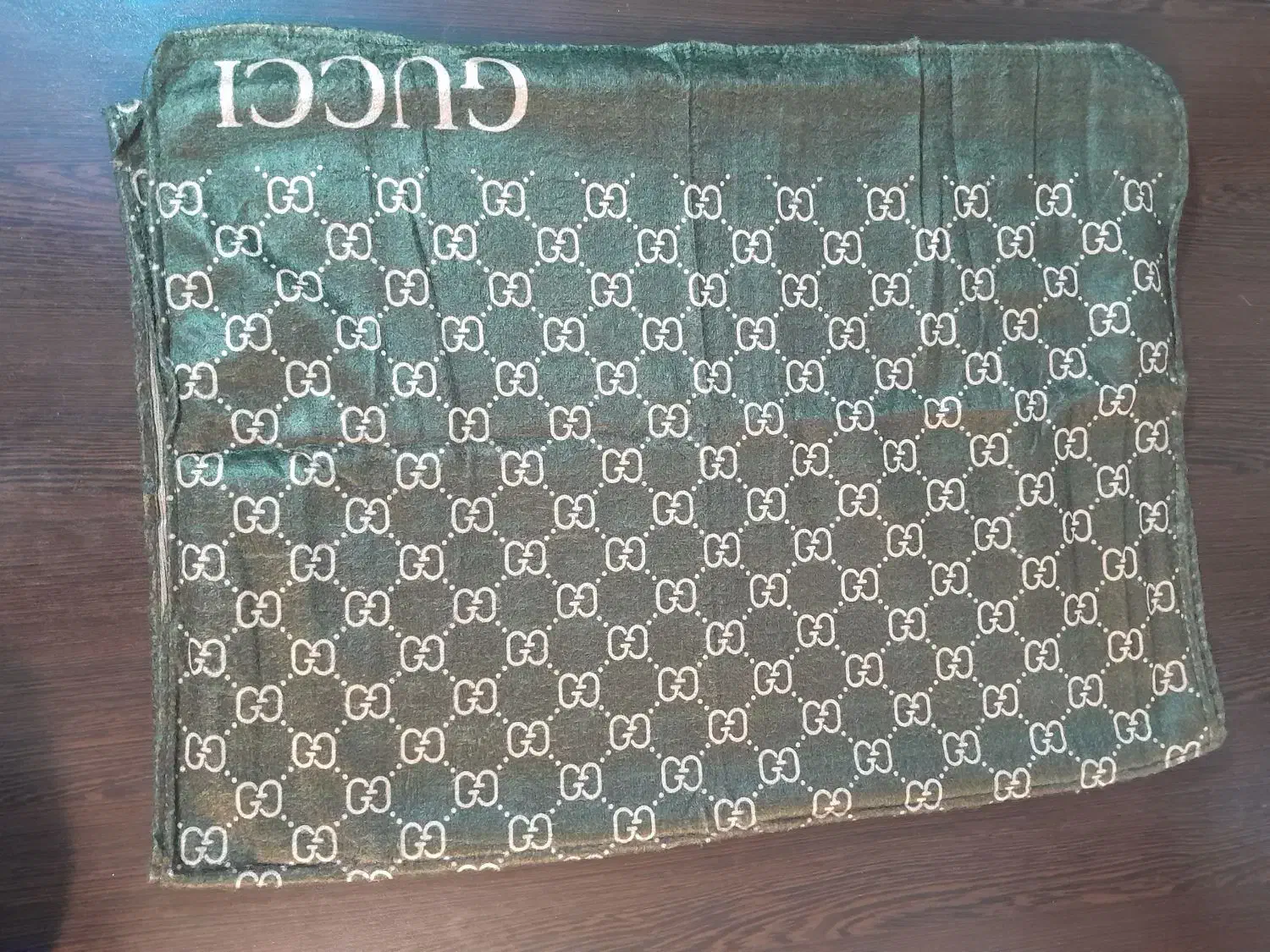 شال پاییزه|لباس|صدرا-فارس, فاز ۲|دیوار