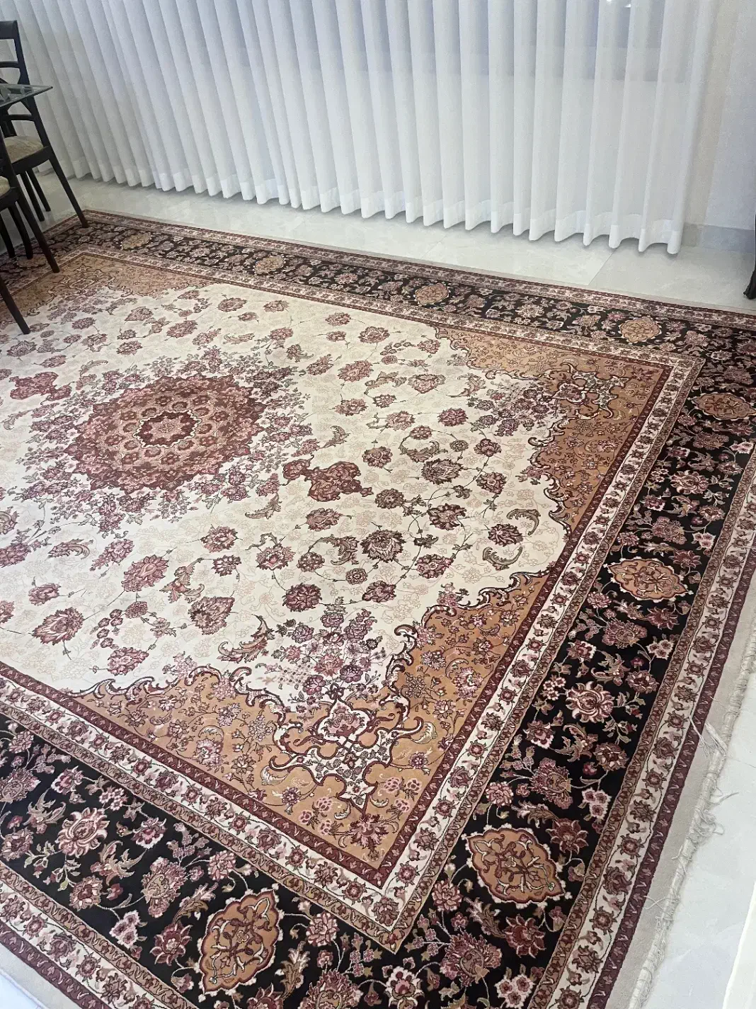 فرش فرهی|فرش|رشت, گلسار|دیوار