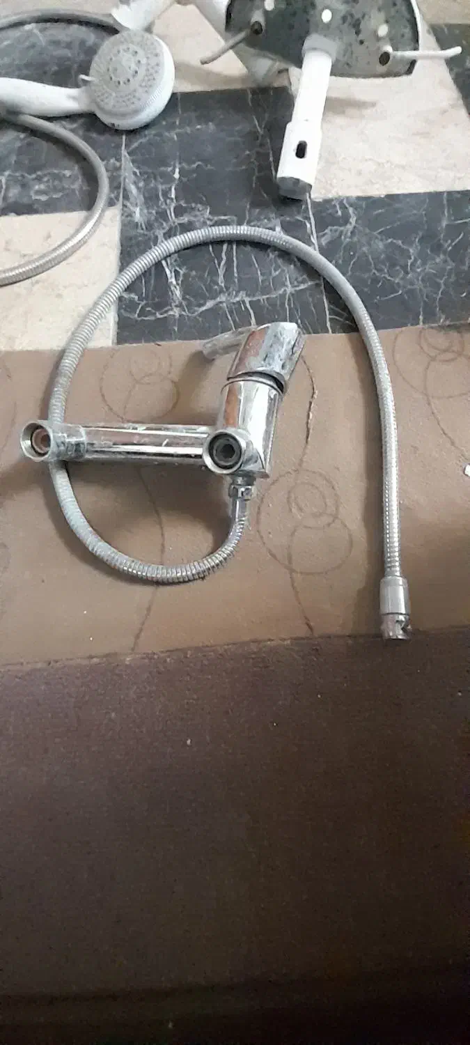 فروش فوری شیر آلات شیلنگ حموم|لوازم سرویس بهداشتی|رشت, استادسرا|دیوار