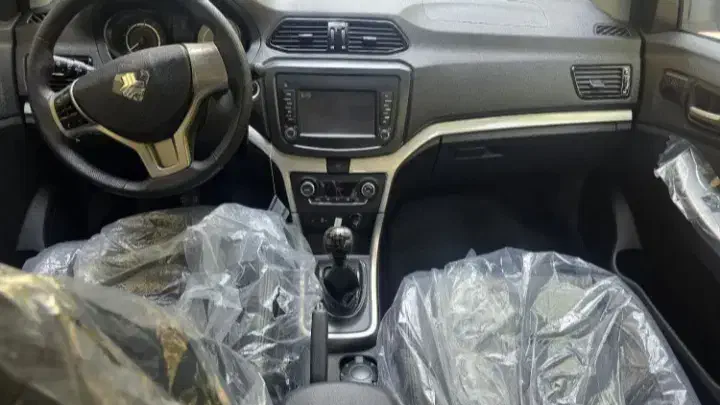 شاهین|خودرو سواری و وانت|شاهین‌شهر, حاجی آباد|دیوار