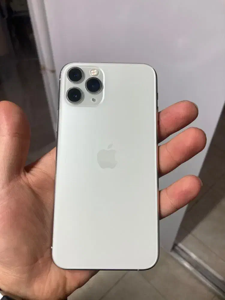 اپل ۱۱ پرو|موبایل|شهرکرد, |دیوار