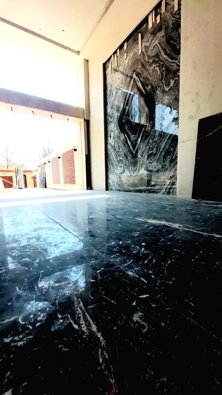 235متر 3 خ   پلن بی نقص   نوساز     ساقدوش