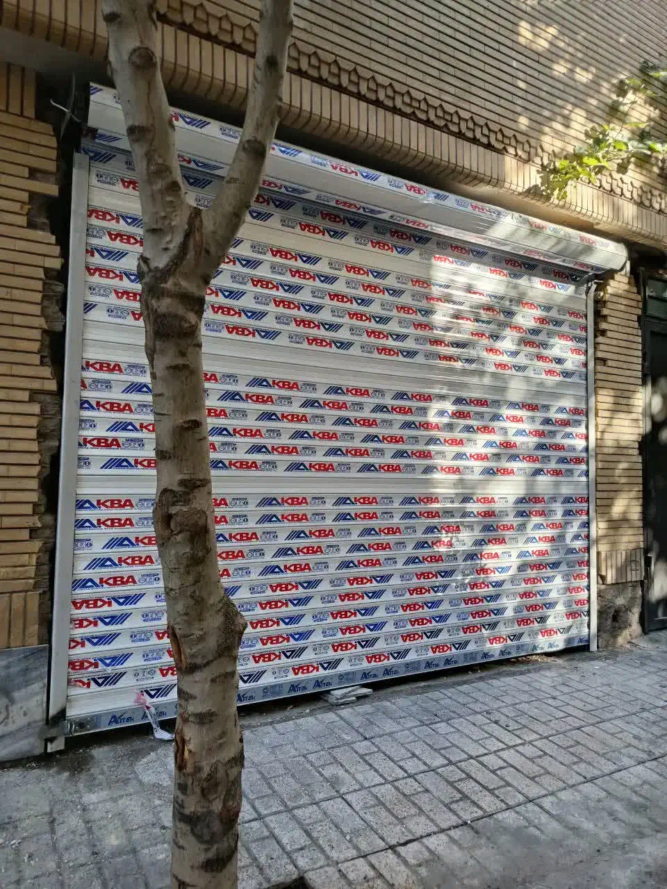 نصب خدمات کرکره برقی ، جک پارکینگی ،شیشه سکوریت|خدمات پیشه و مهارت|مشهد, چهارچشمه|دیوار