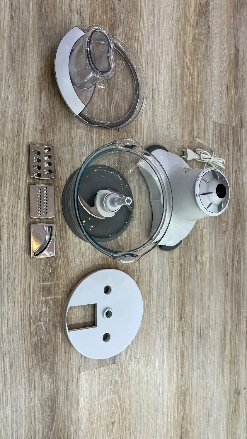 خرد کن|خردکن، آسیاب، غذاساز|کیش, |دیوار