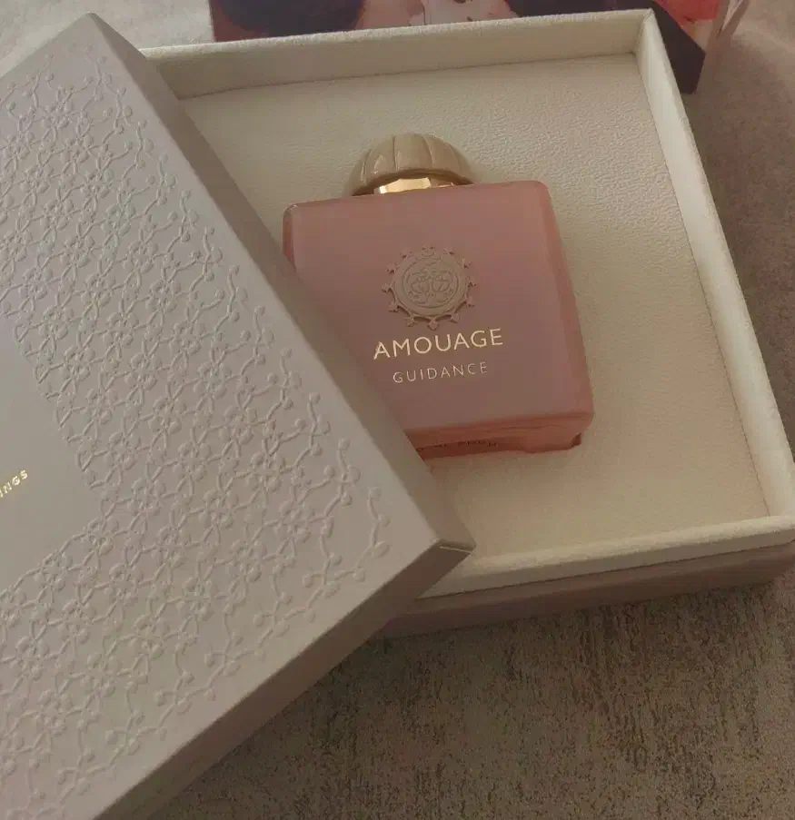 ادکلن اصل آمواج گایدنس با هارد باکس شیک|آرایشی، بهداشتی، درمانی|کاشمر, |دیوار