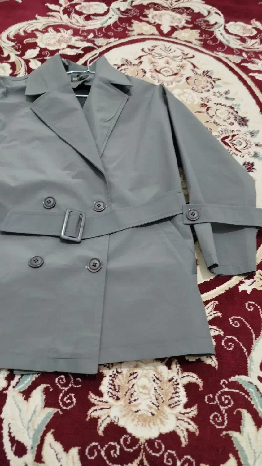 پالتو بارونی نو نو|لباس|یاسوج, |دیوار