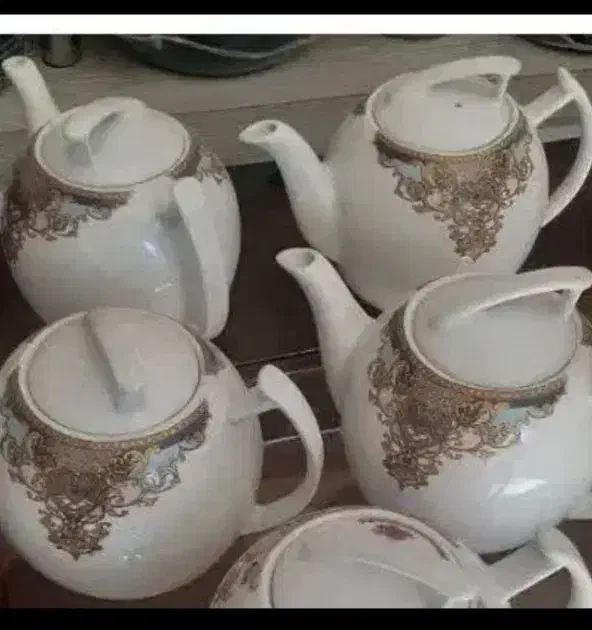 کتری و قوری چینی|قوری، کتری، قهوه‌ساز دستی|همدان, |دیوار