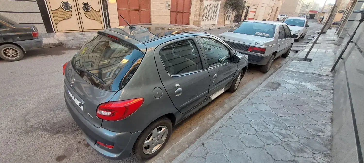 ۲۰۷ پانا مدل ۴۰۲|خودرو سواری و وانت|ساوه, |دیوار