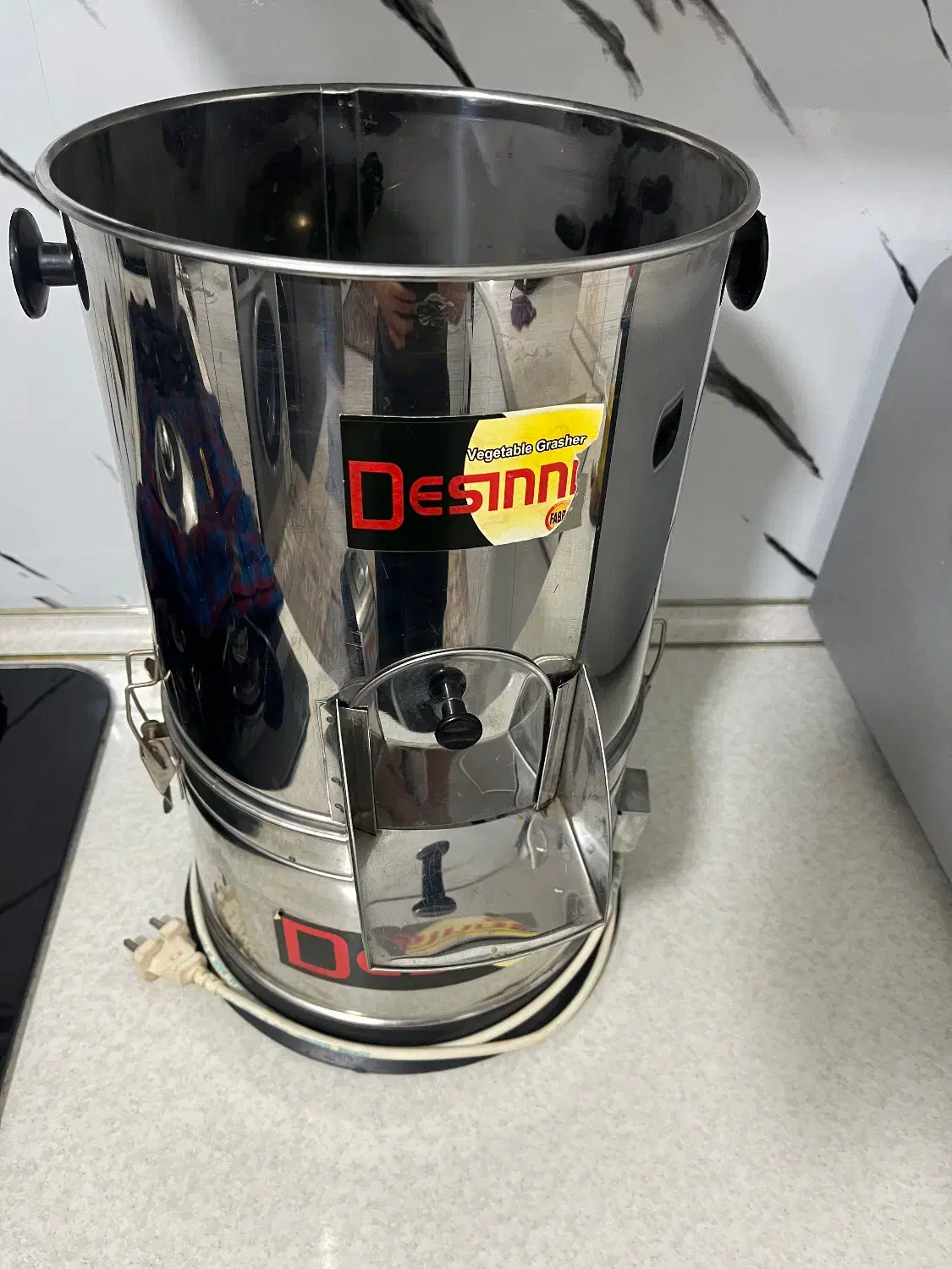 قرچک.سبزی خرد کن مارک دسینی|سایر لوازم برقی|تهران, مشیریه|دیوار