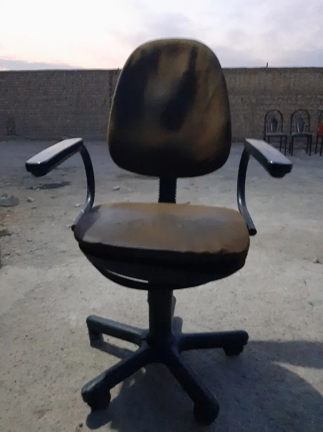 صندلی|مبلمان اداری|اصفهان, گورت|دیوار