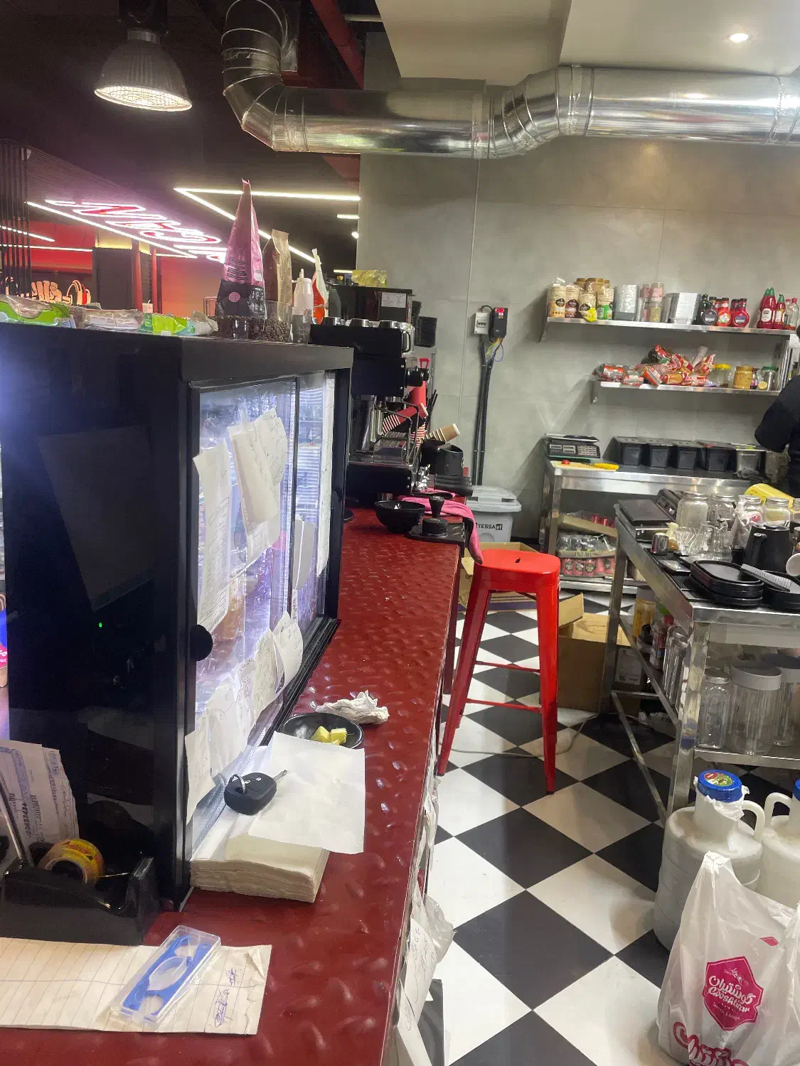 کار در بوفه باشگاه بدنسازی|استخدام خدمات فروشگاه و رستوران|قم, بلوار امین و ساحلی|دیوار