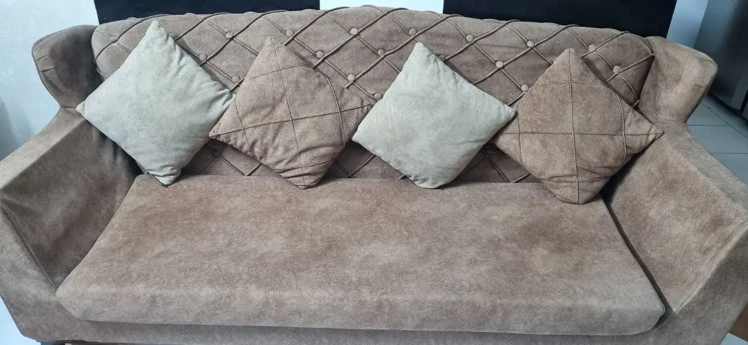 مبل، مبلمان، نیم ست پنج نفره شیک|مبلمان خانگی و میز عسلی|کرج, شاهین‌ویلا|دیوار