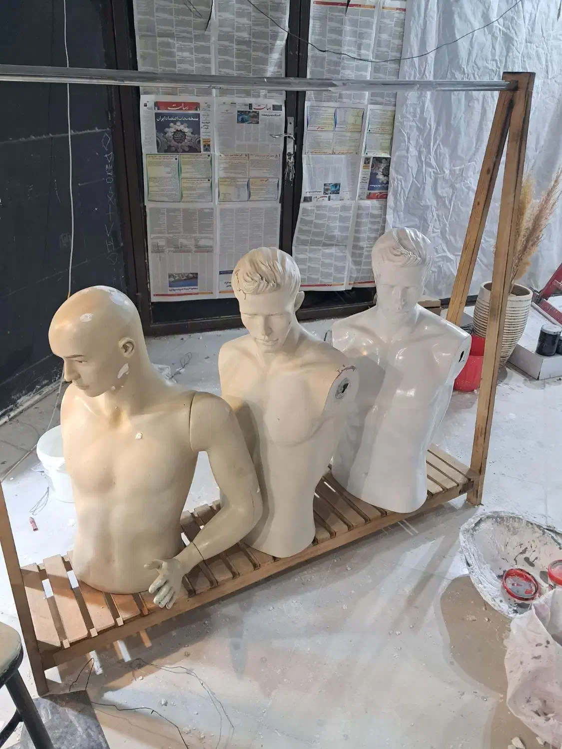 مانکن+پالت( دکور بوتیک)|فروشگاه و مغازه|جوین, |دیوار