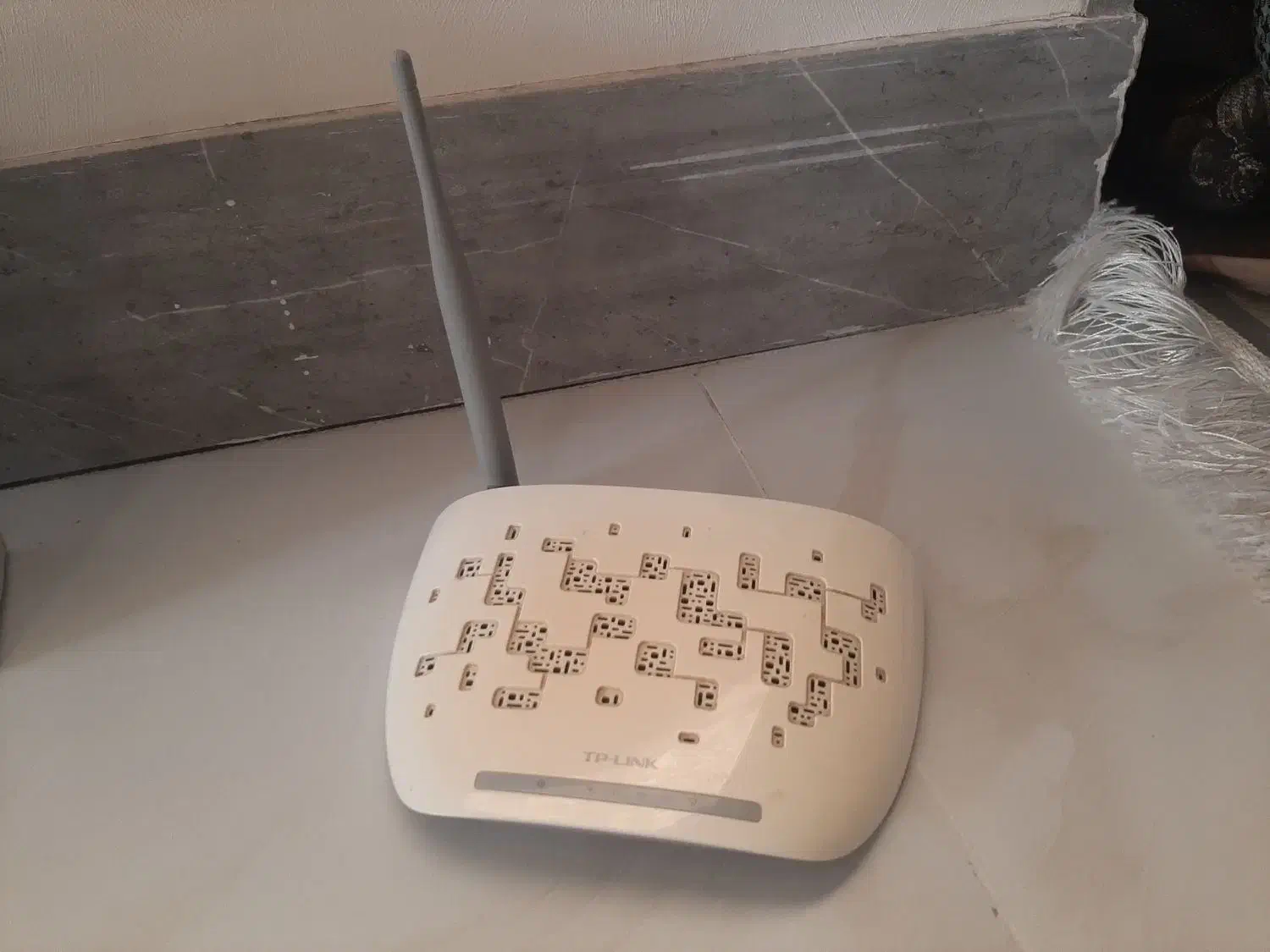 خط تلفن ثابت و مودم تی پی لینک|مودم و تجهیزات شبکه|شیراز, پودنک|دیوار