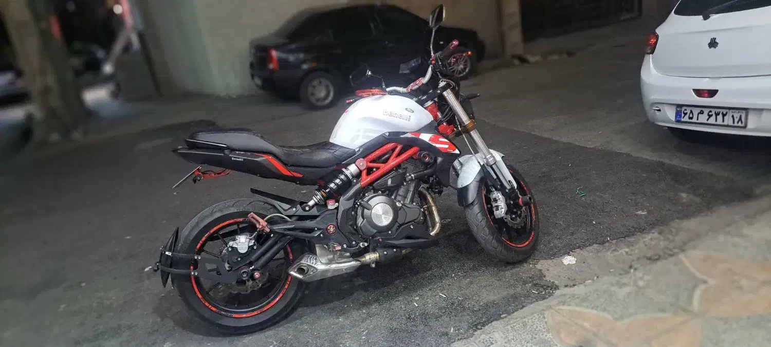 بنلی۳۰۰|موتورسیکلت|همدان, |دیوار