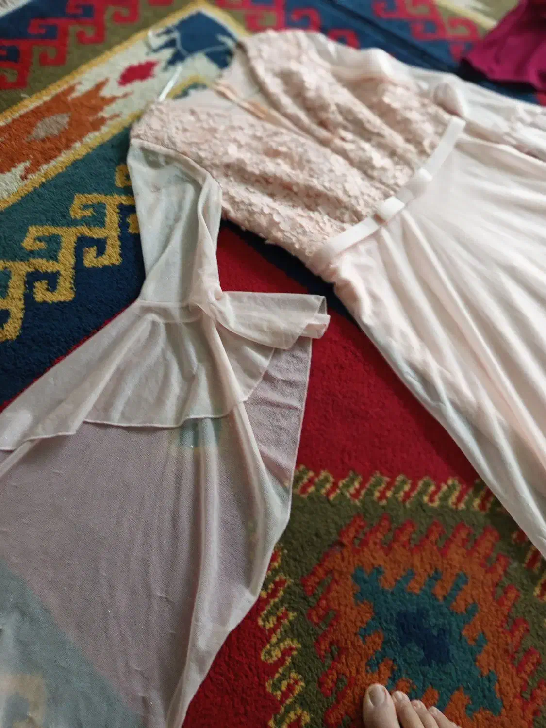 دو عدد لباس مجلسی دخترانه سایز ۱و ۲|لباس|گنبد کاووس, |دیوار