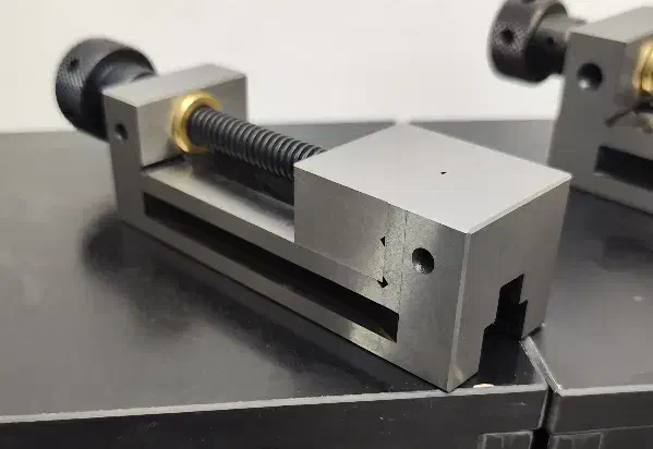 گیره دستگاه سنگ زنی|ابزارآلات|تهران, شیخ هادی|دیوار