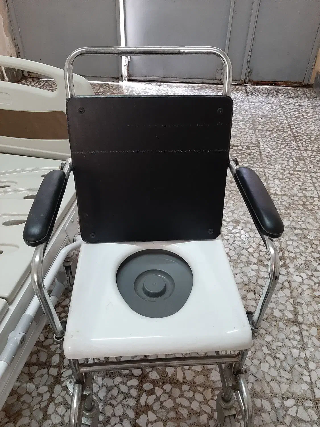 ویلچر حمام  به عرض ۵۶|آرایشی، بهداشتی، درمانی|رشت, معلولین|دیوار