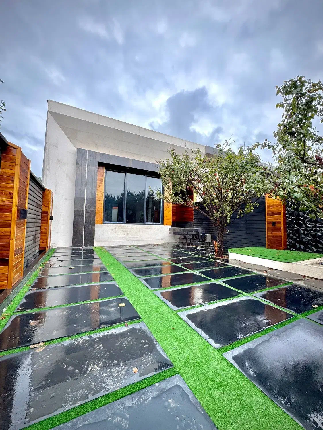 ویلا نقلی اقتصادی / تاپ لوکیشن / مدارک کامل|فروش خانه و ویلا|امامزاده عبدالله, |دیوار