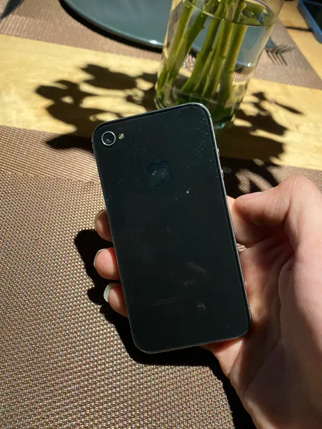 Iphone 4s 16 Gb|موبایل|تهران, جماران (نیاوران)|دیوار