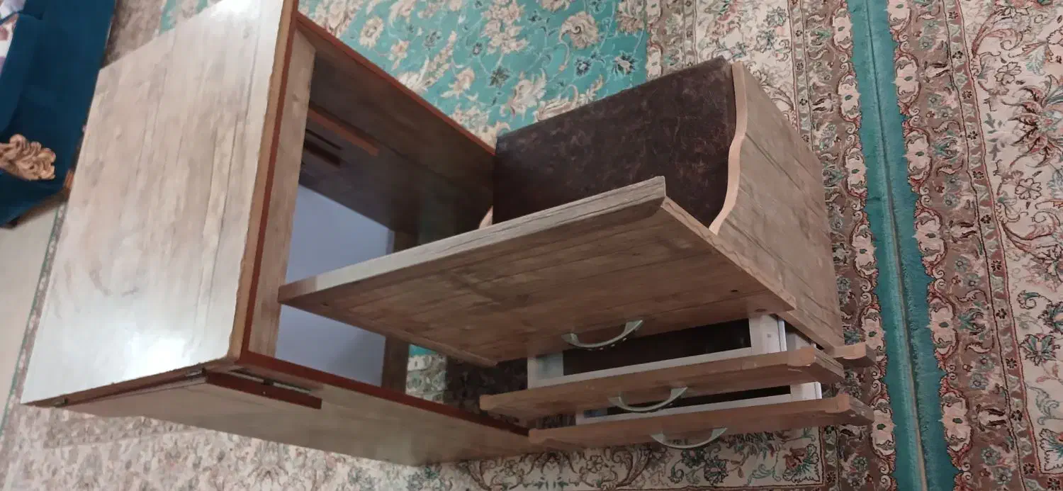 میز چرخ خیاطی،اتو|چرخ خیاطی و ریسندگی|کاشان, فین کوچک|دیوار