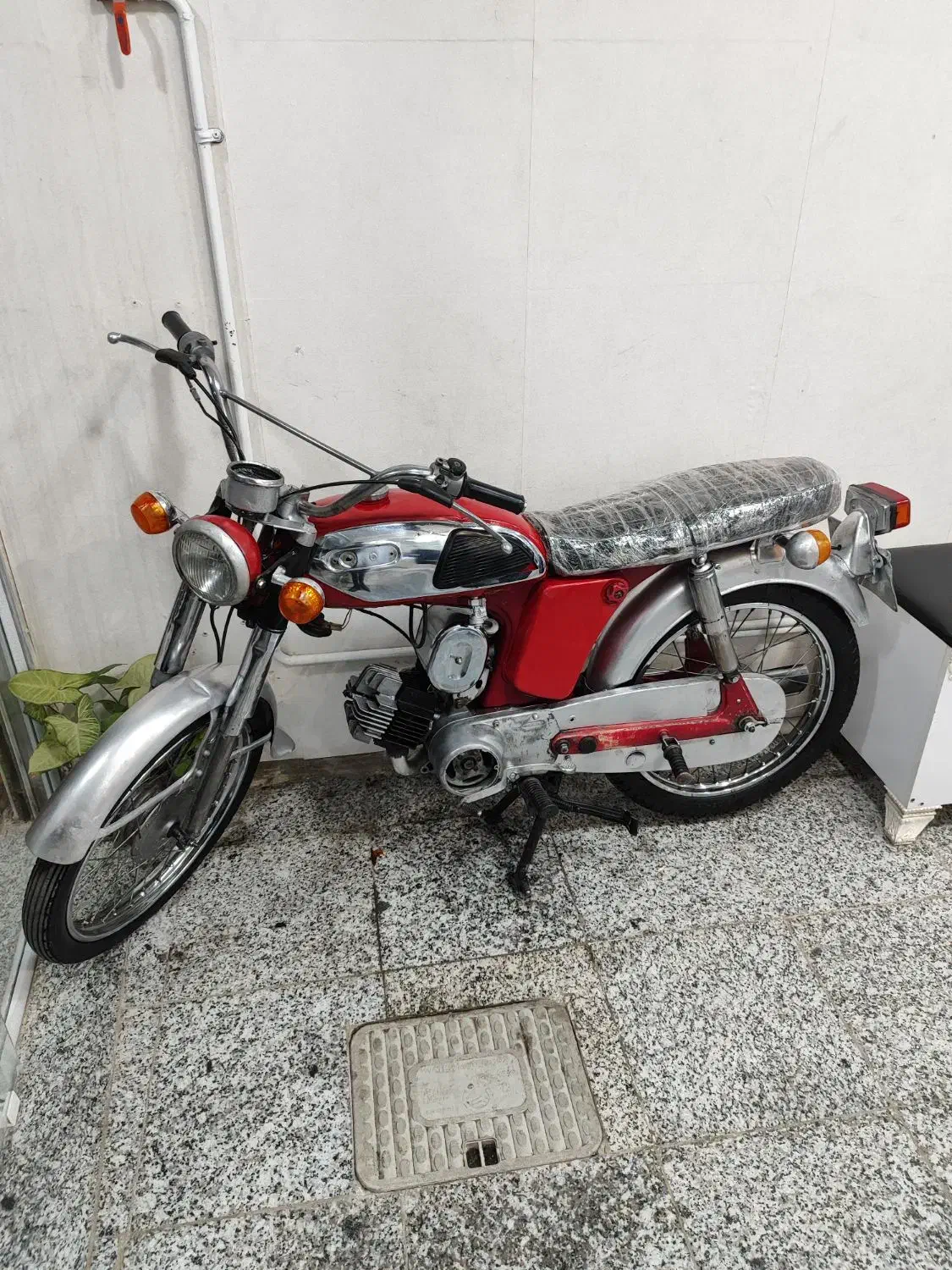 موتور یاماها ۱۰۰سالم|موتورسیکلت|هشتگرد, ینگی امام|دیوار