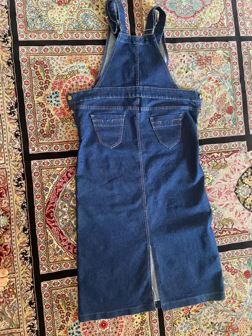 بیلر جین|لباس|شاهین‌شهر, شهرک هشت بهشت|دیوار