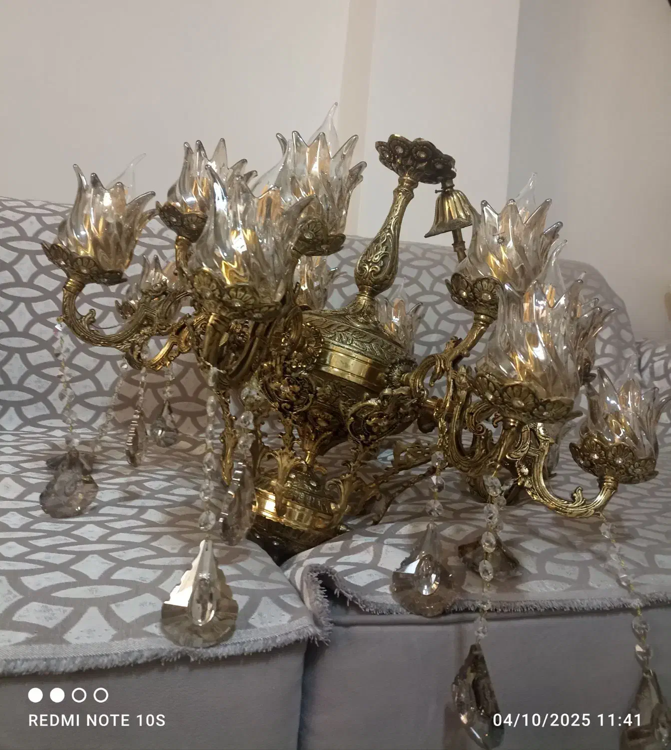 لوستر برنجی|لوستر و چراغ آویز|هشتگرد, فاز ۲ مهستان|دیوار