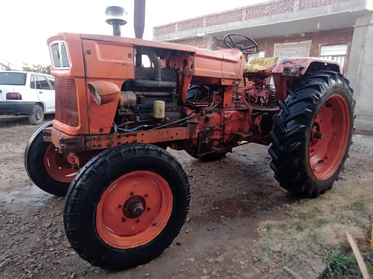 تراکتور رومانی مدل ۶۲|خودرو سنگین|فیروزآباد (آذربایجان), |دیوار