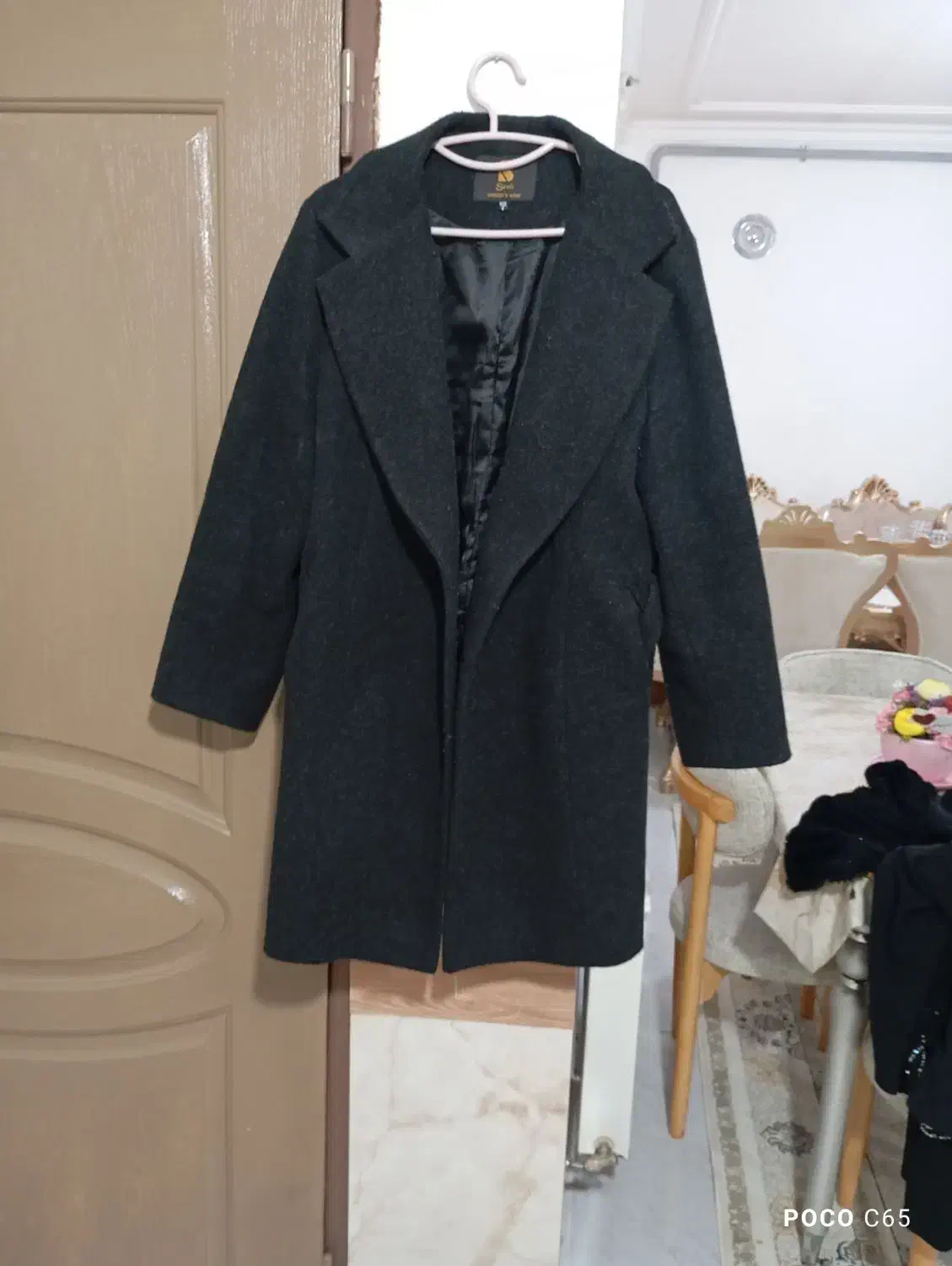 تعدادی لباس مجلسی و مانتو و شال و شلوار|لباس|مرند, |دیوار