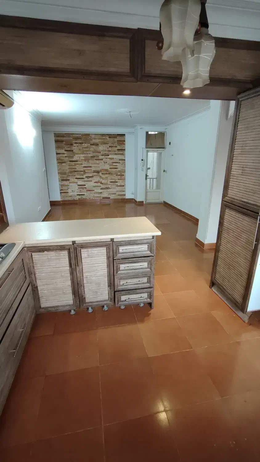 فروش ۸۵ متری ، ابتدای استقامت ۲|فروش آپارتمان|رشت, استقامت ۲|دیوار