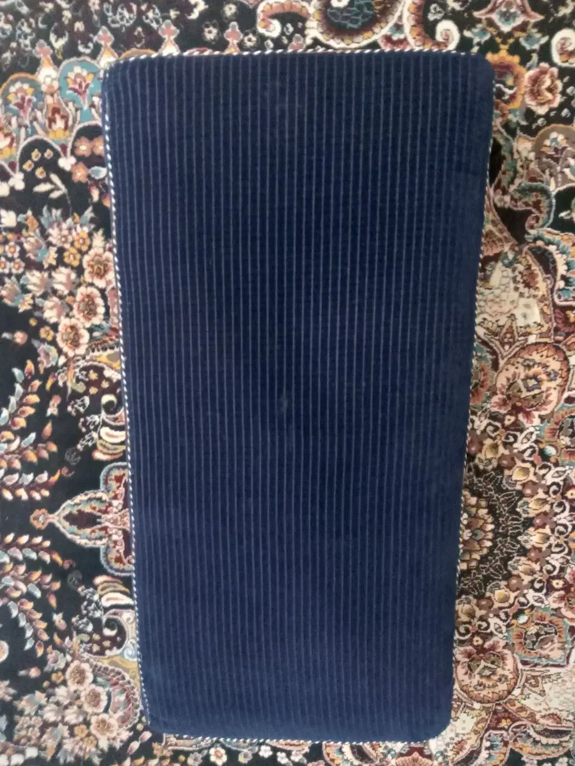 دو جفت پشتی|پشتی|قم, زند آباد|دیوار