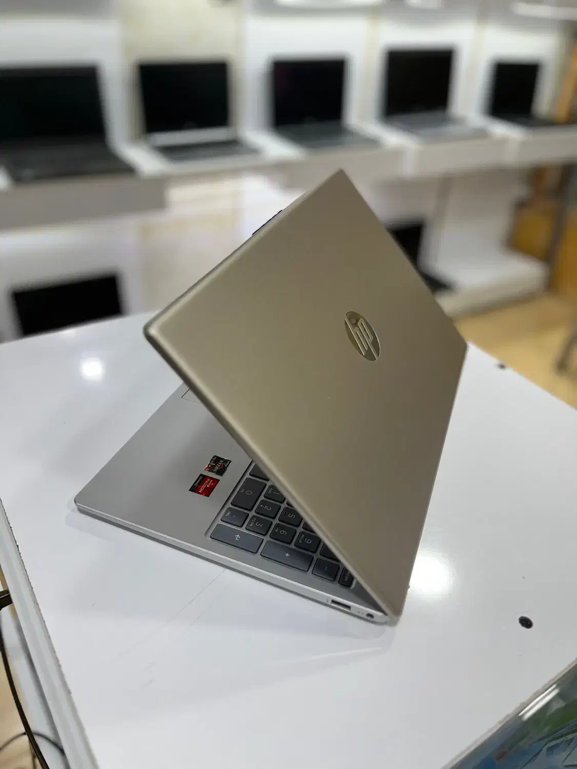 لپ تاپ اچ پی گرافیک دار شهر لپ تاپ صادقی|رایانه همراه|خرمآباد, |دیوار