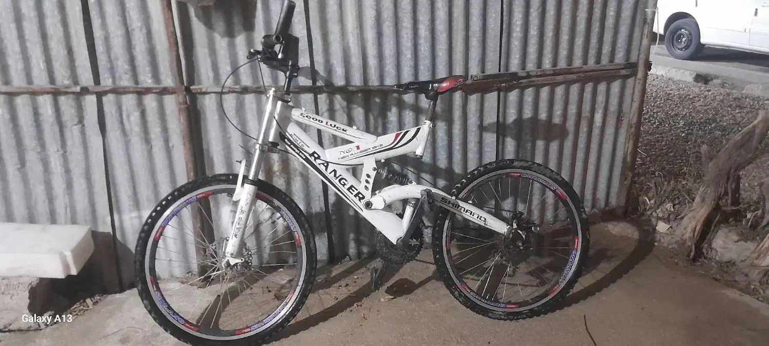 دو عدد دوچرخه ۲۰ و ۲۴|دوچرخه، اسکیت، اسکوتر|دوگنبدان, |دیوار