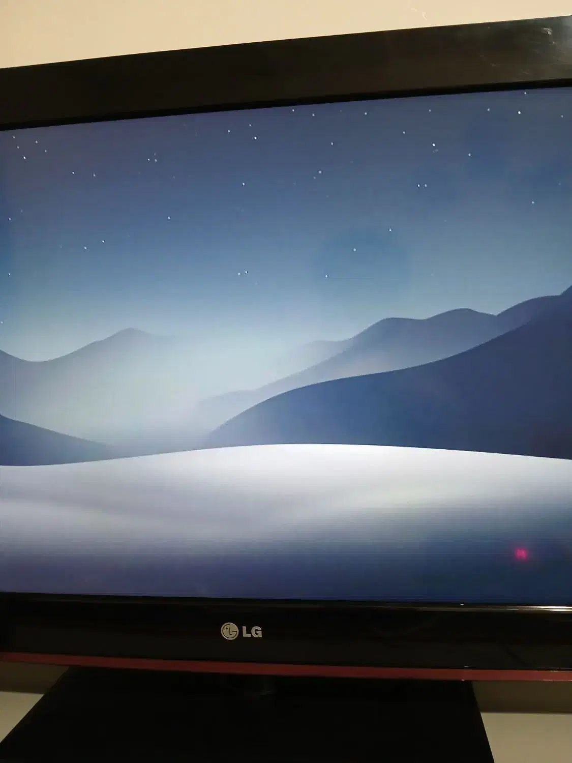 تلویزیون lg سایز 32اینچ lcd|تلویزیون و پروژکتور|ساوه, |دیوار