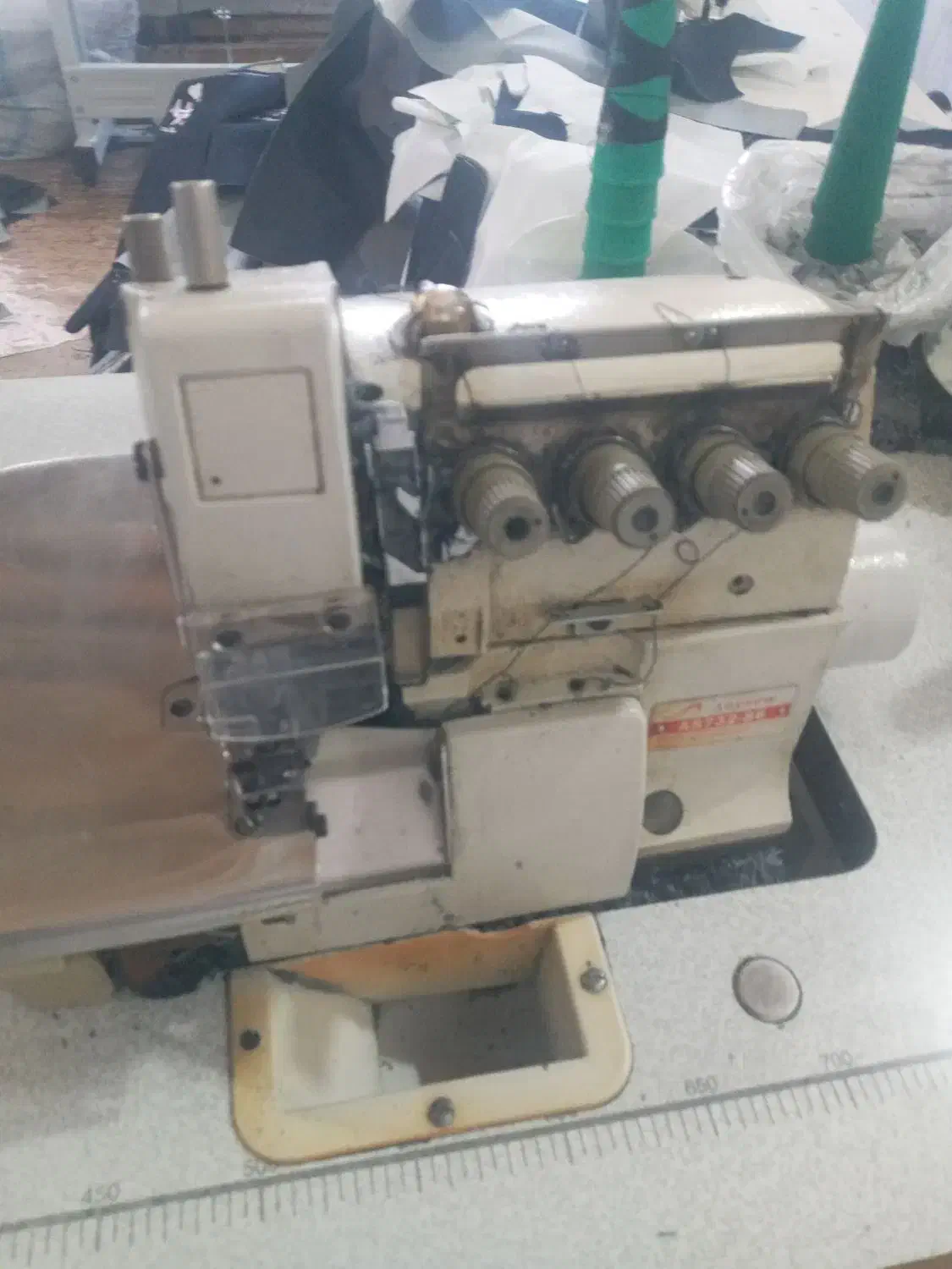 پنج نخ|چرخ خیاطی و ریسندگی|لالجین, |دیوار