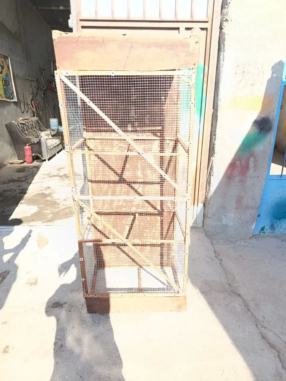 ساخت قفس چوبی با چوب گردو|لوازم جانبی حیوانات|گناباد, |دیوار