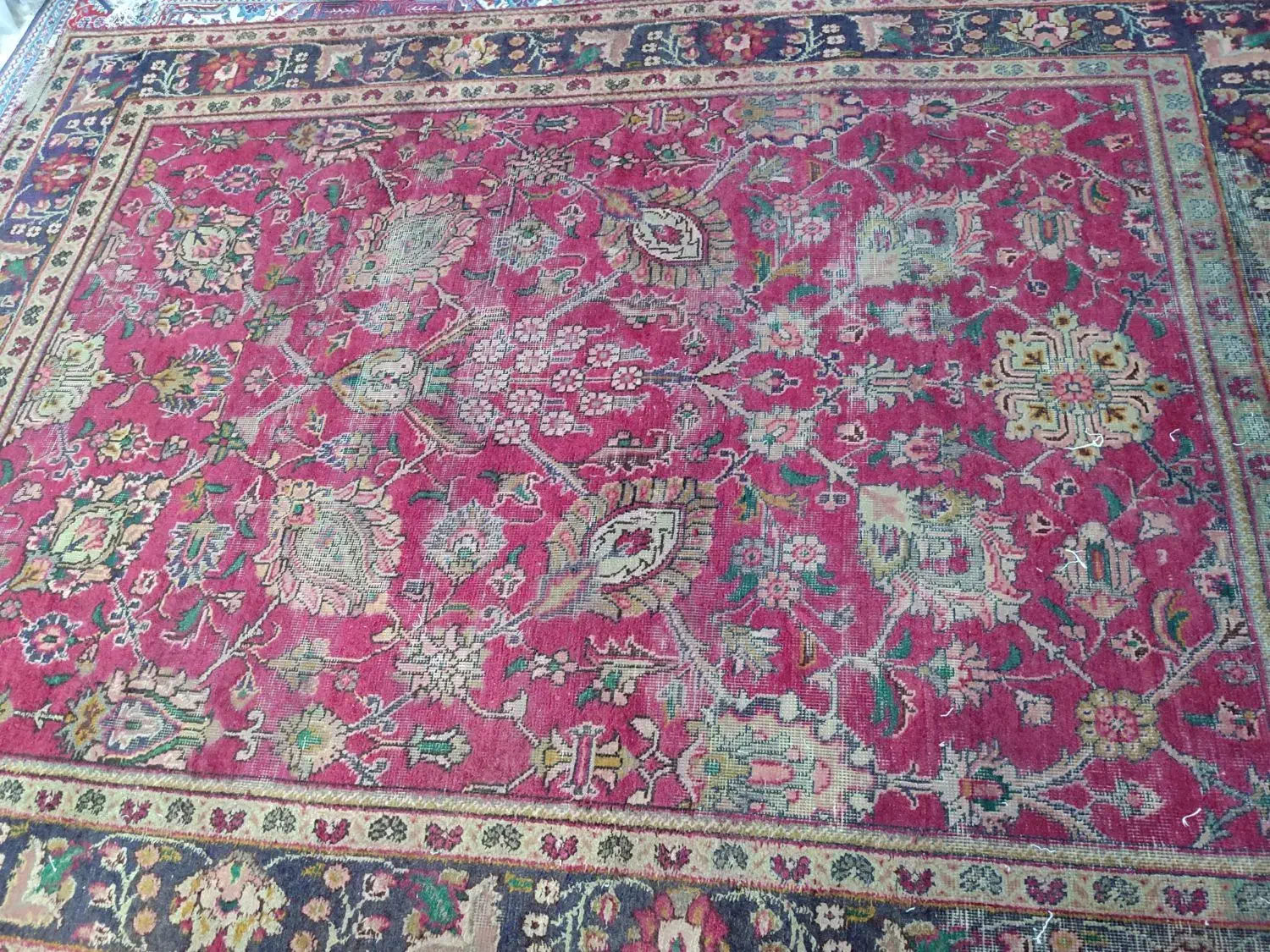 فرش دست بافت|فرش|سنگر, |دیوار