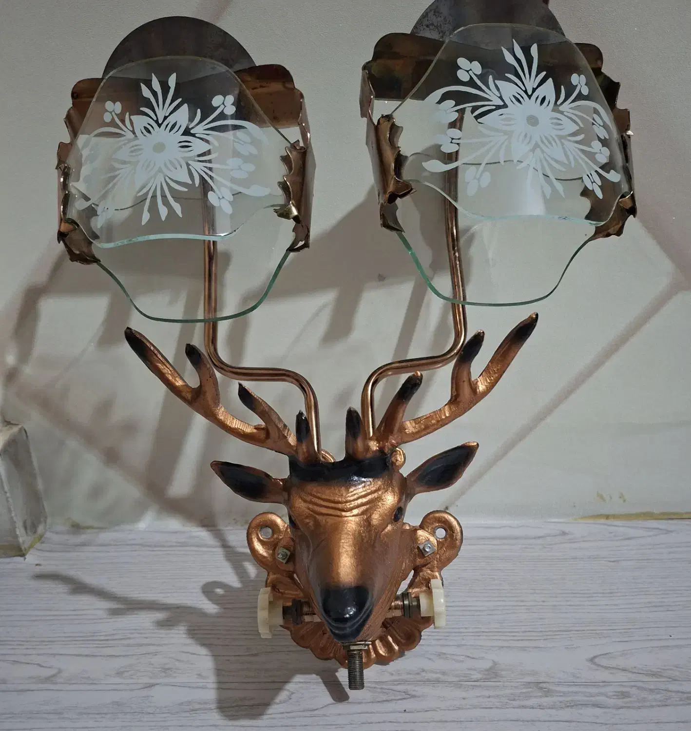 روشنایی|لوستر و چراغ آویز|ری, شهرک نظامی|دیوار