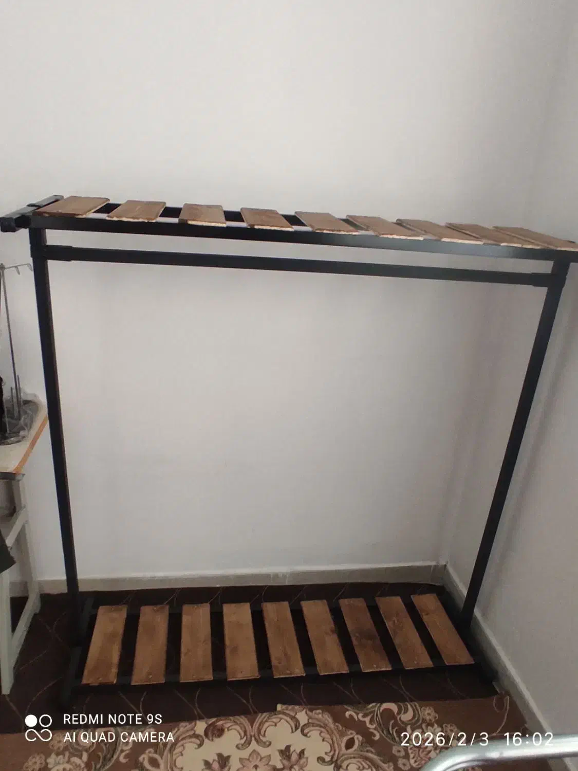 رگال لباس|بندرخت و رختآویز|پرند, فاز ۴|دیوار