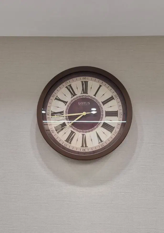 ساعت لوتوس|ساعت دیواری و تزئینی|همدان, |دیوار