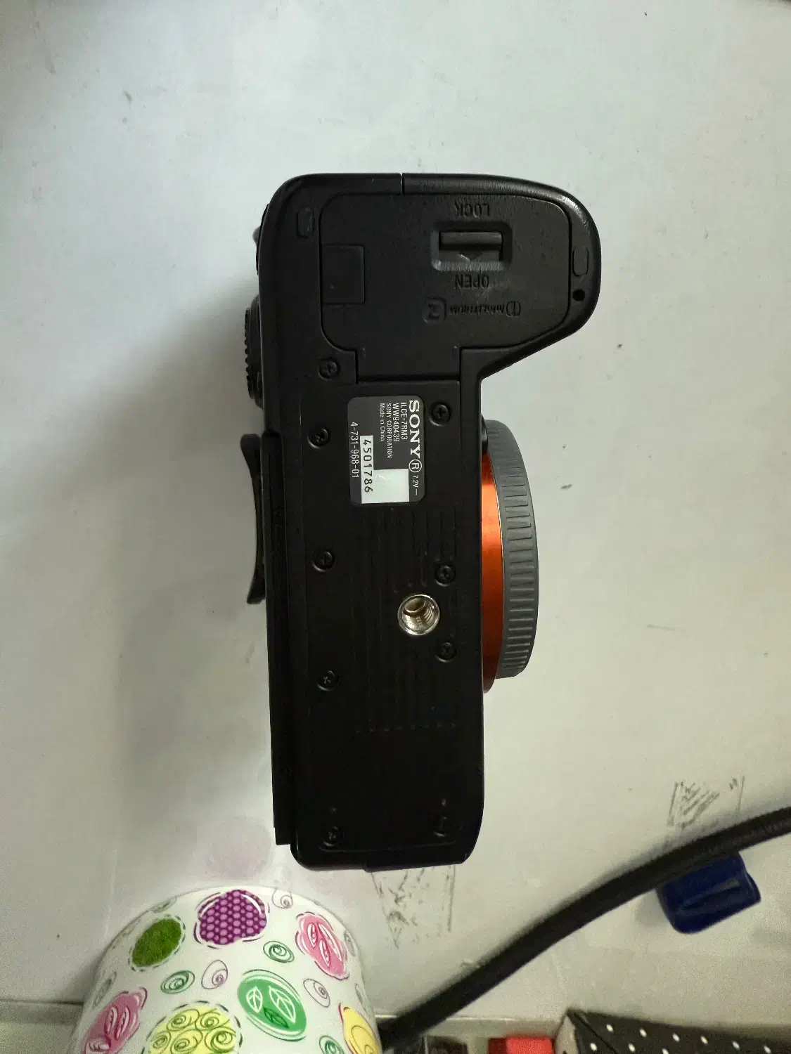 دوربین Sony a7riii|دوربین عکاسی و فیلم‌برداری|اندیشه, اندیشه فاز ۱|دیوار